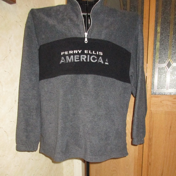 Perry Ellis Other - Mens Perry Ellis Gray & Black FLEECE PULLOVER L